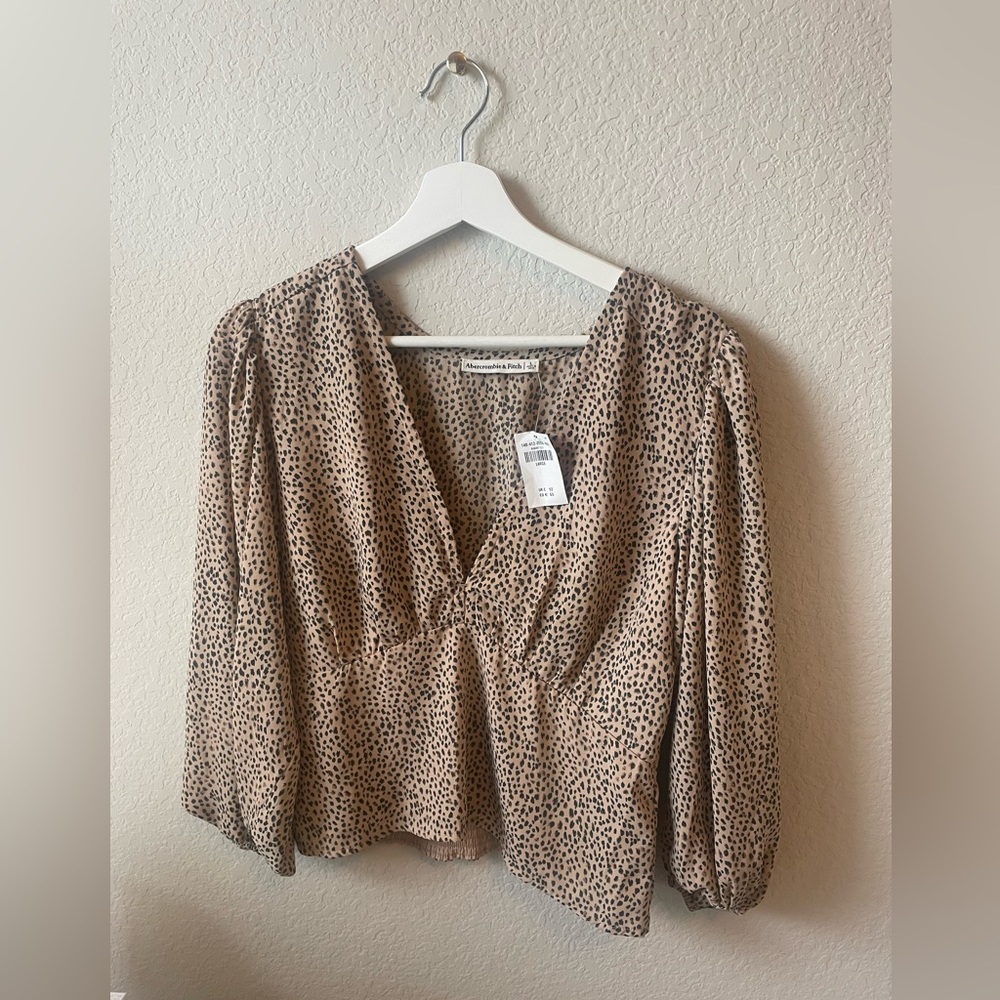Abercrombie print cheetah blouse